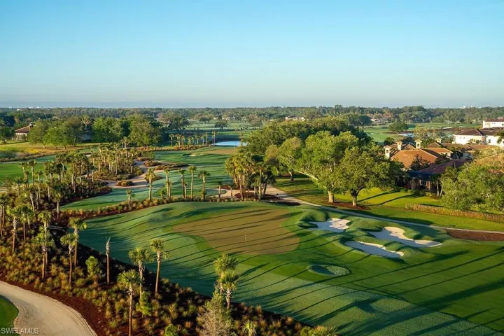 Vineyards Country Club