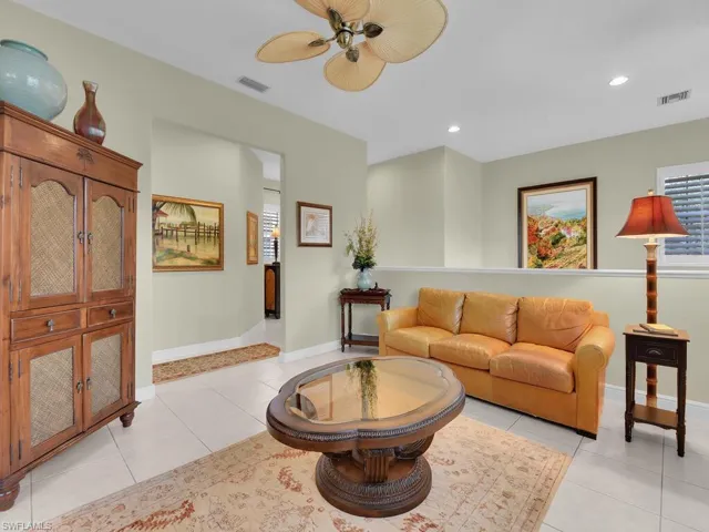 Flex space den, office, family room