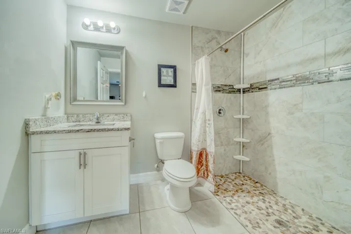 520 Wilmington Pkwy, Cape Coral, Florida 33993