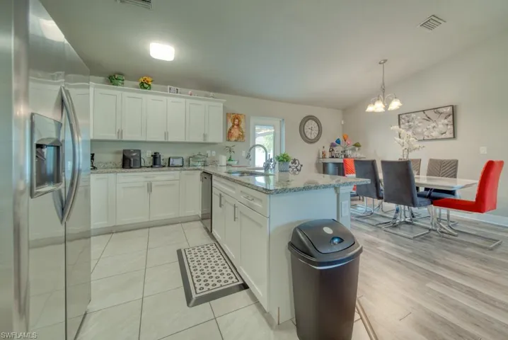 520 Wilmington Pkwy, Cape Coral, Florida 33993