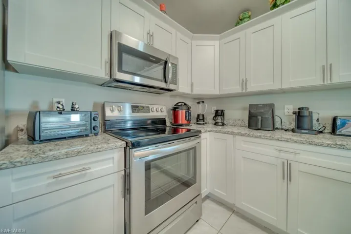 520 Wilmington Pkwy, Cape Coral, Florida 33993