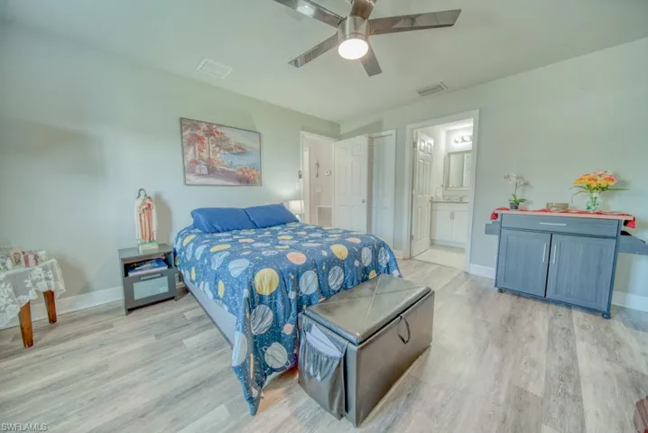 520 Wilmington Pkwy, Cape Coral, Florida 33993