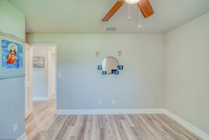 520 Wilmington Pkwy, Cape Coral, Florida 33993