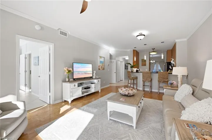 7058 Barrington Cir 102, Naples, Florida 34108