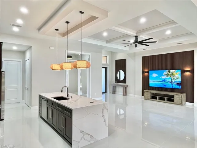 2341 Nw 38th Pl, Cape Coral, Florida 33993