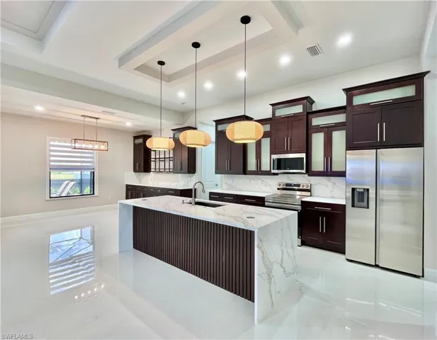 2341 Nw 38th Pl, Cape Coral, Florida 33993