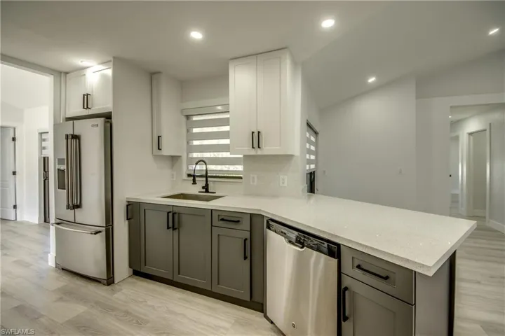 412 Ne 17th Pl, Cape Coral, Florida 33909