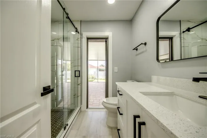 412 Ne 17th Pl, Cape Coral, Florida 33909