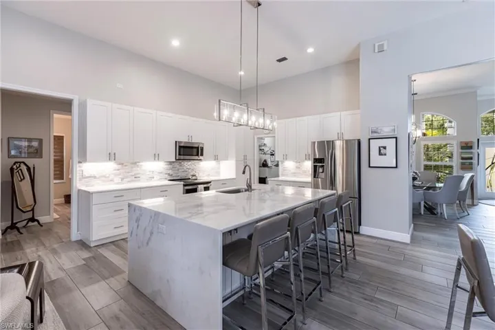 4372 Bittern Ct, Naples, Florida 34119