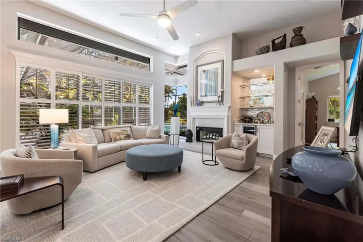 4372 Bittern Ct, Naples, Florida 34119