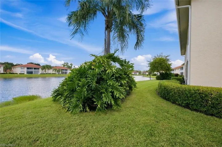 250 Robin Hood Cir 201, Naples, Florida 34104