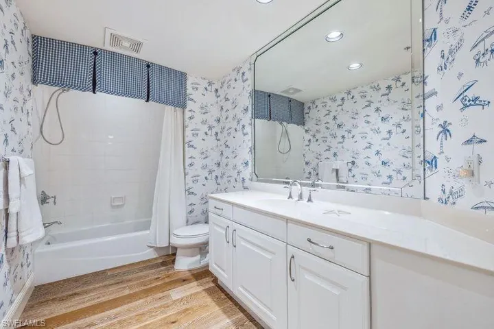 Large Guest Bath