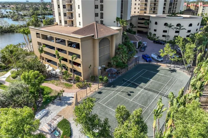 Har-Tru Tennis Court