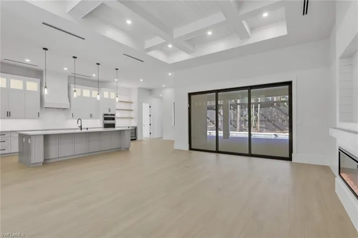 1109 15th St Sw, Naples, Florida 34117