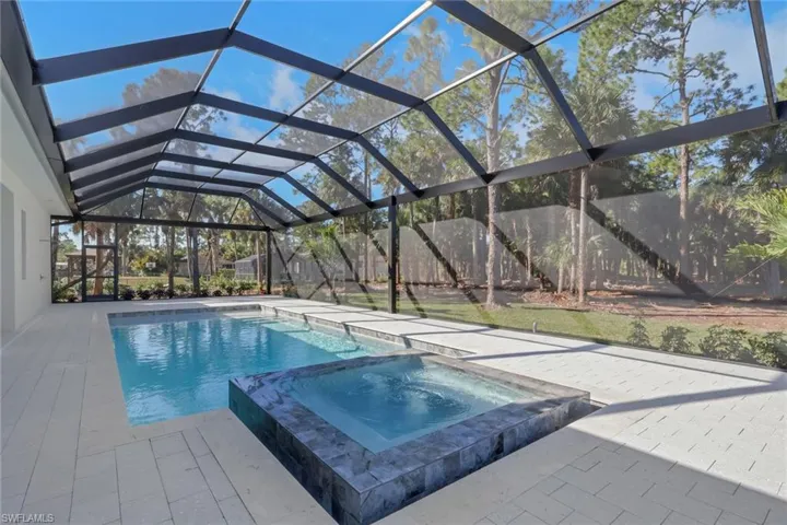 1109 15th St Sw, Naples, Florida 34117