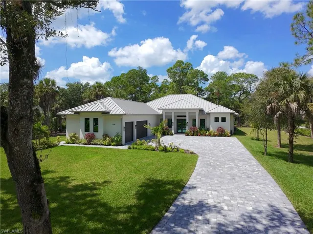 1109 15th St Sw, Naples, Florida 34117