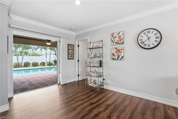 2233 12th Pl, Cape Coral, Florida 33991