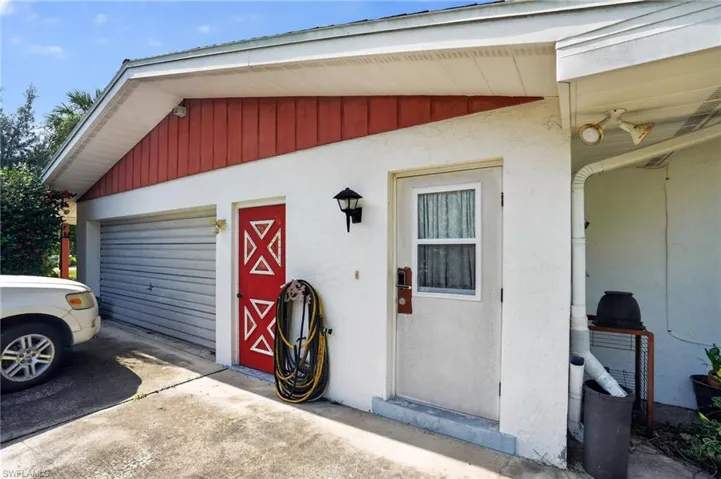 305 Thompson Ave, Lehigh Acres, Florida 33936