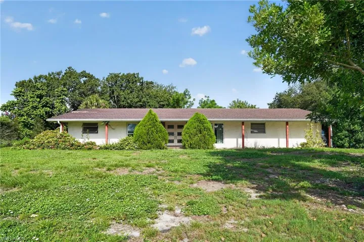 305 Thompson Ave, Lehigh Acres, Florida 33936