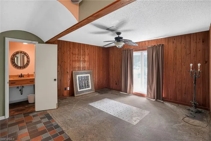 305 Thompson Ave, Lehigh Acres, Florida 33936