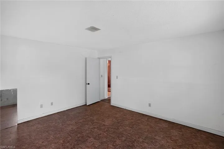 305 Thompson Ave, Lehigh Acres, Florida 33936