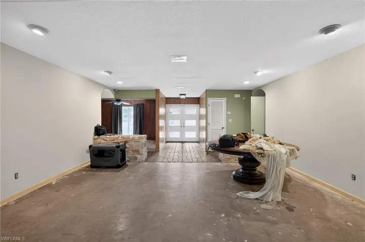 305 Thompson Ave, Lehigh Acres, Florida 33936