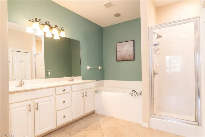 9651  Spanish Moss  WAY, Bonita Springs, FL 34135