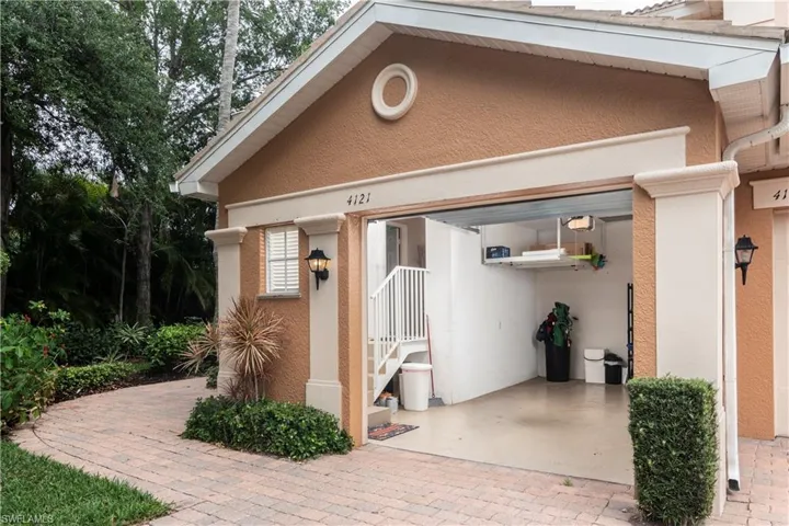 9651  Spanish Moss  WAY, Bonita Springs, FL 34135
