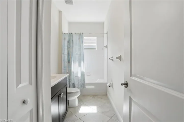 Guest bathroom - Virtually enhanced