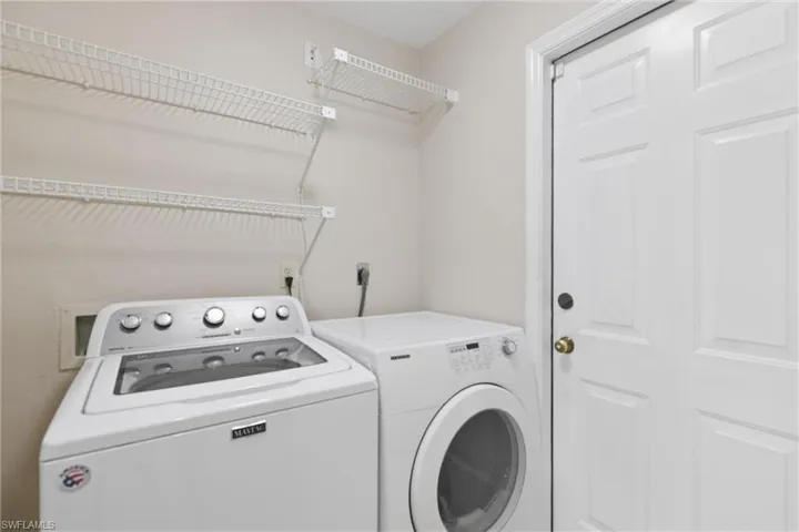 6811  Saint Edmunds  LOOP, Fort Myers, FL 33966