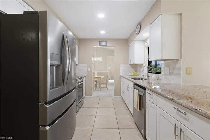 6811  Saint Edmunds  LOOP, Fort Myers, FL 33966