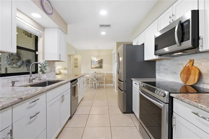 6811  Saint Edmunds  LOOP, Fort Myers, FL 33966