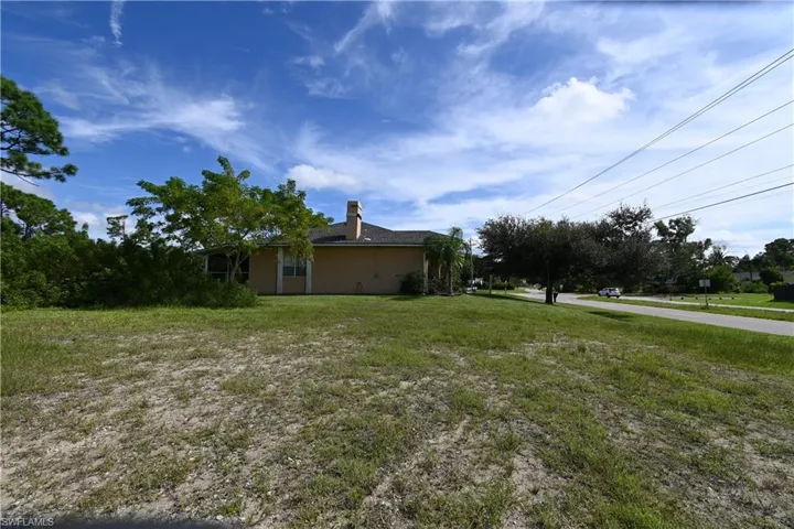 13 Wilmington Pkwy, Cape Coral Fl 33993