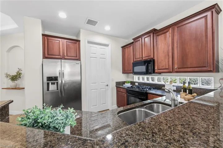 9213 Astonia Way, Estero, Florida 33967