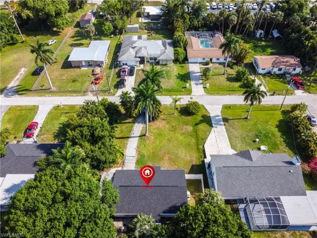 21  Blair  ST, North Fort Myers, FL 33903