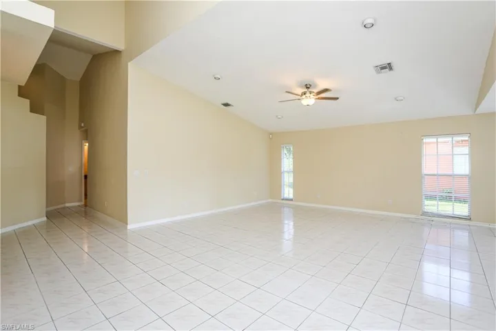 1040  Moon Lake  DR, Naples, FL 34104
