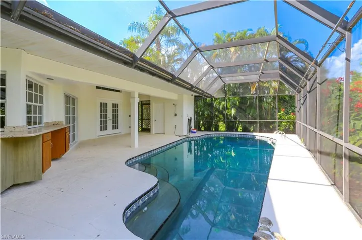 1040  Moon Lake  DR, Naples, FL 34104