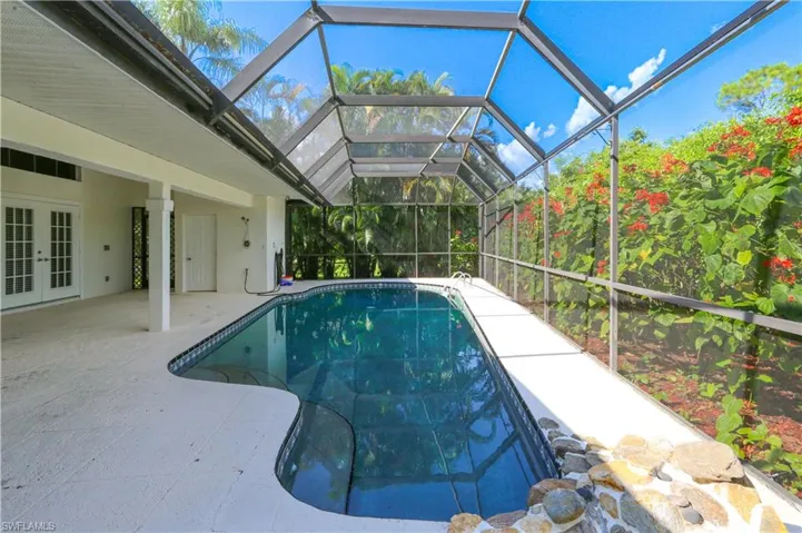 1040  Moon Lake  DR, Naples, FL 34104