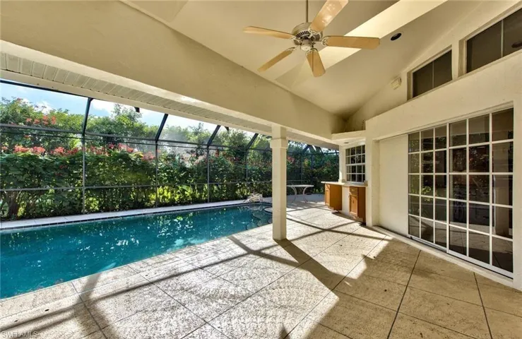 1040  Moon Lake  DR, Naples, FL 34104