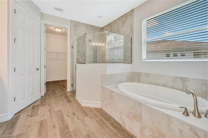 16808 Bay Island Ct, Bonita Springs, Florida 34135