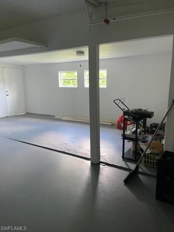 workshop/storage