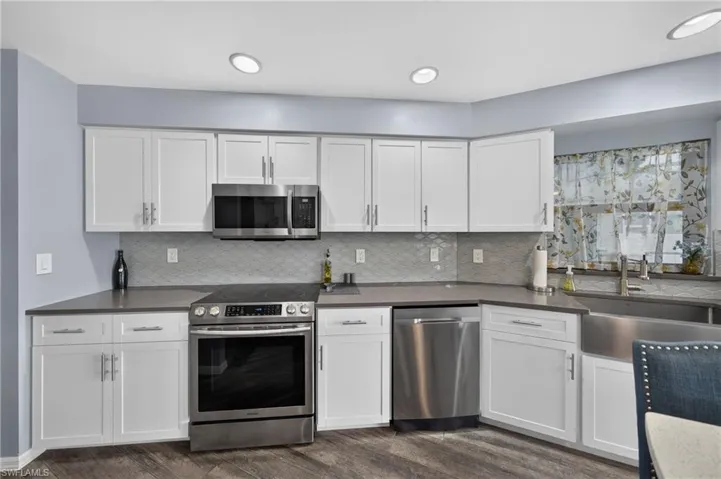 4419 Sw 11th Ave, Cape Coral, Florida 33914