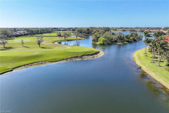 6438  Legacy  CIR, Naples, FL 34113