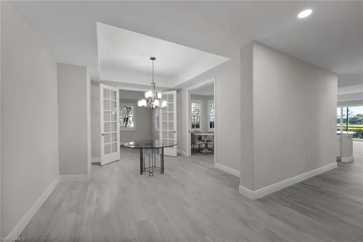 6438  Legacy  CIR, Naples, FL 34113