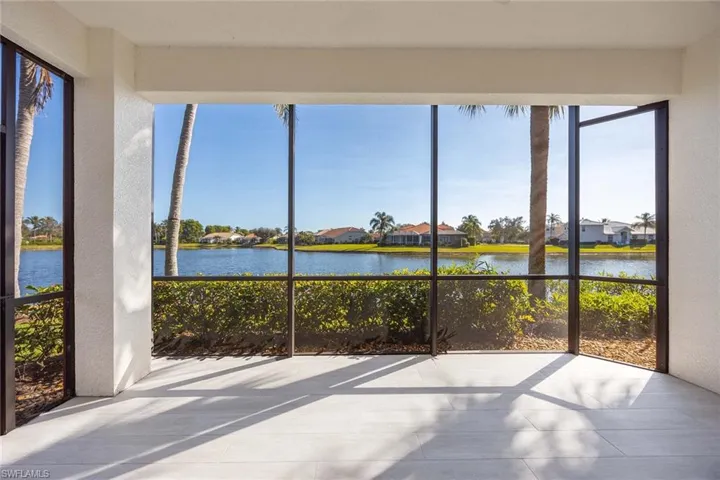 6438  Legacy  CIR, Naples, FL 34113