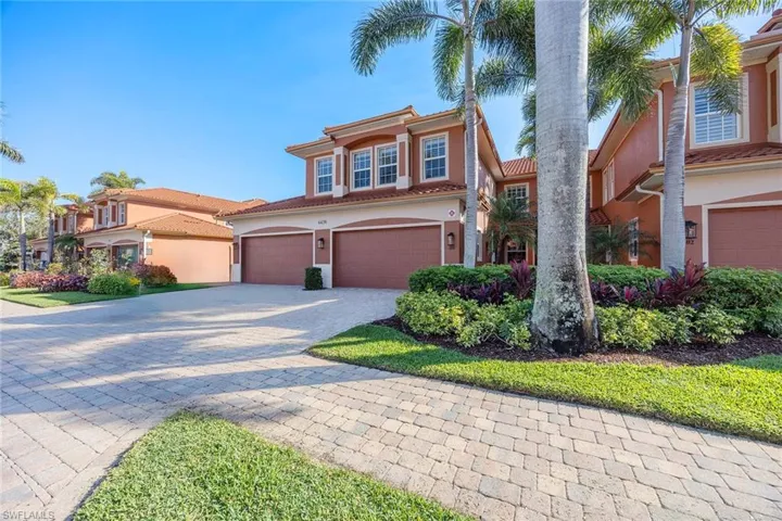 6438  Legacy  CIR, Naples, FL 34113