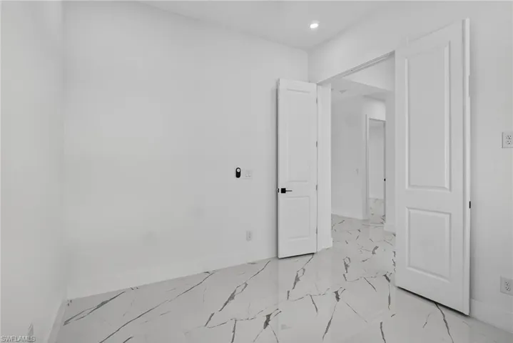 Den/Spare room