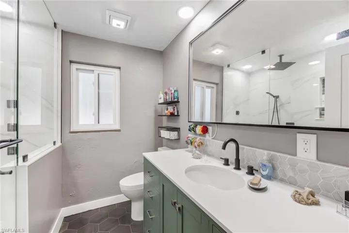 13821 River Forest Dr, Fort Myers, Florida 33905