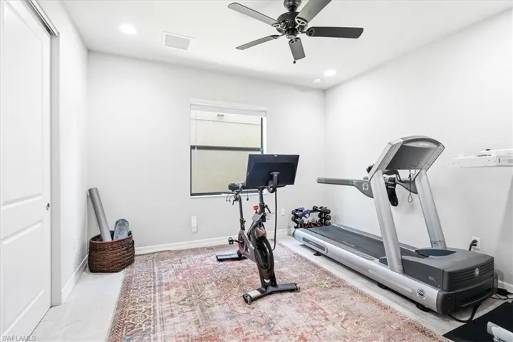 4432 Aurora St, Naples, Florida 34119