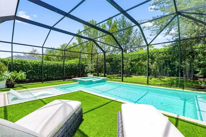 4432 Aurora St, Naples, Florida 34119